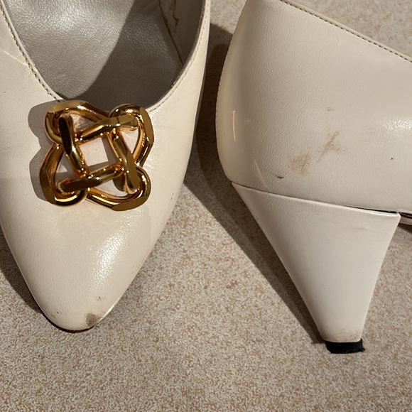 VINTAGE BRUNO MAGLI HEELS - Picture 4 of 8